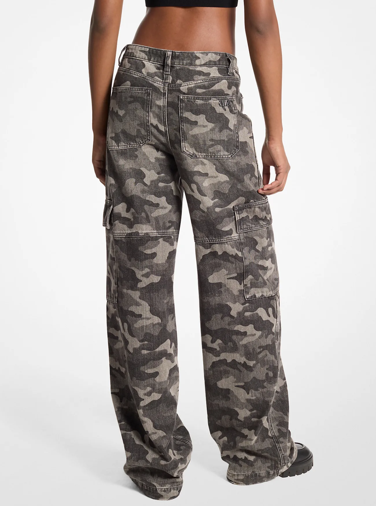 Michael Kors Cargojeans met wijde pijpen en camouflageprint HOUTSKOOL Clearance