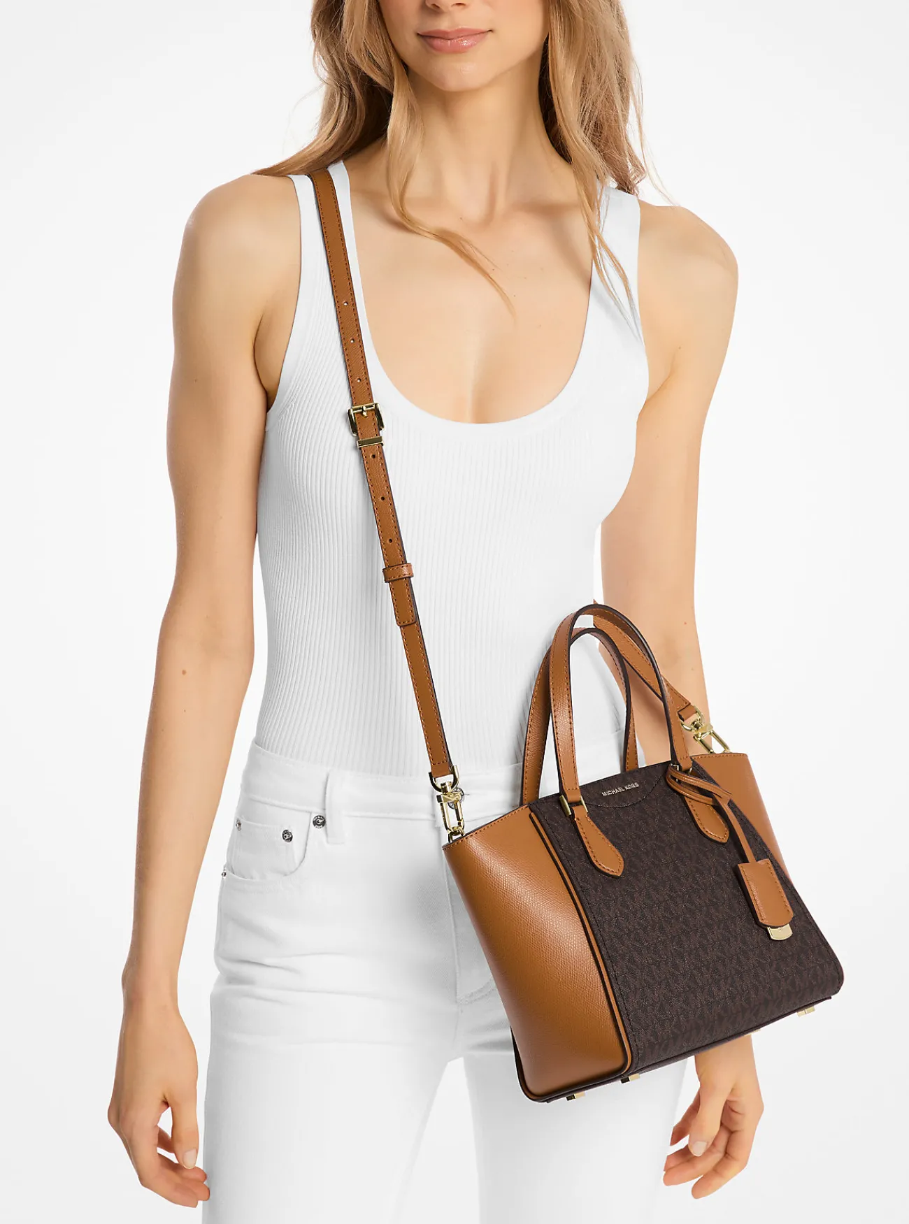 Michael Kors Crossbodytas Taryn van leer met klein kenmerkend logo, aanpasbaar Discount