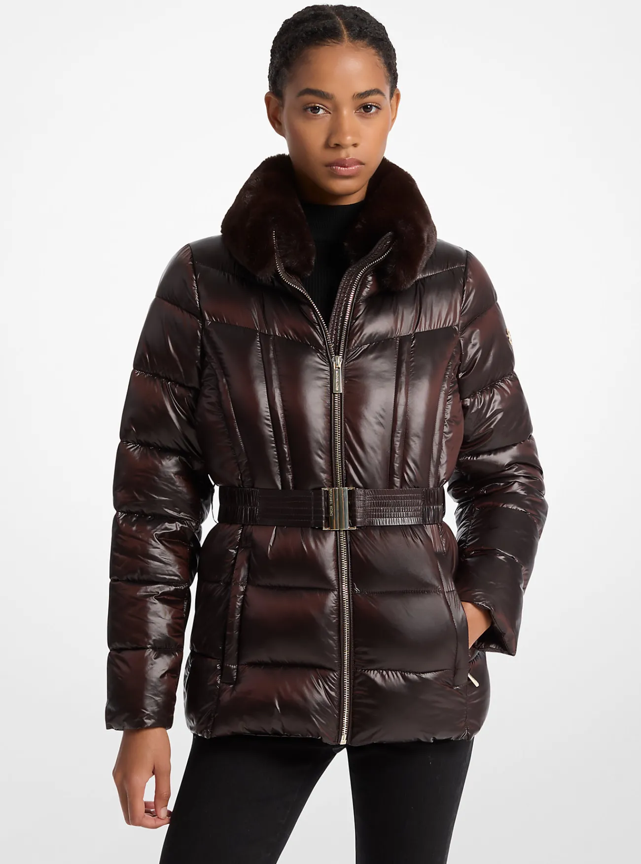 Michael Kors Pufferjas van doorgestikt nylon met boord van imitatiebont, opvouwbaar CHOCOLADE Fashion