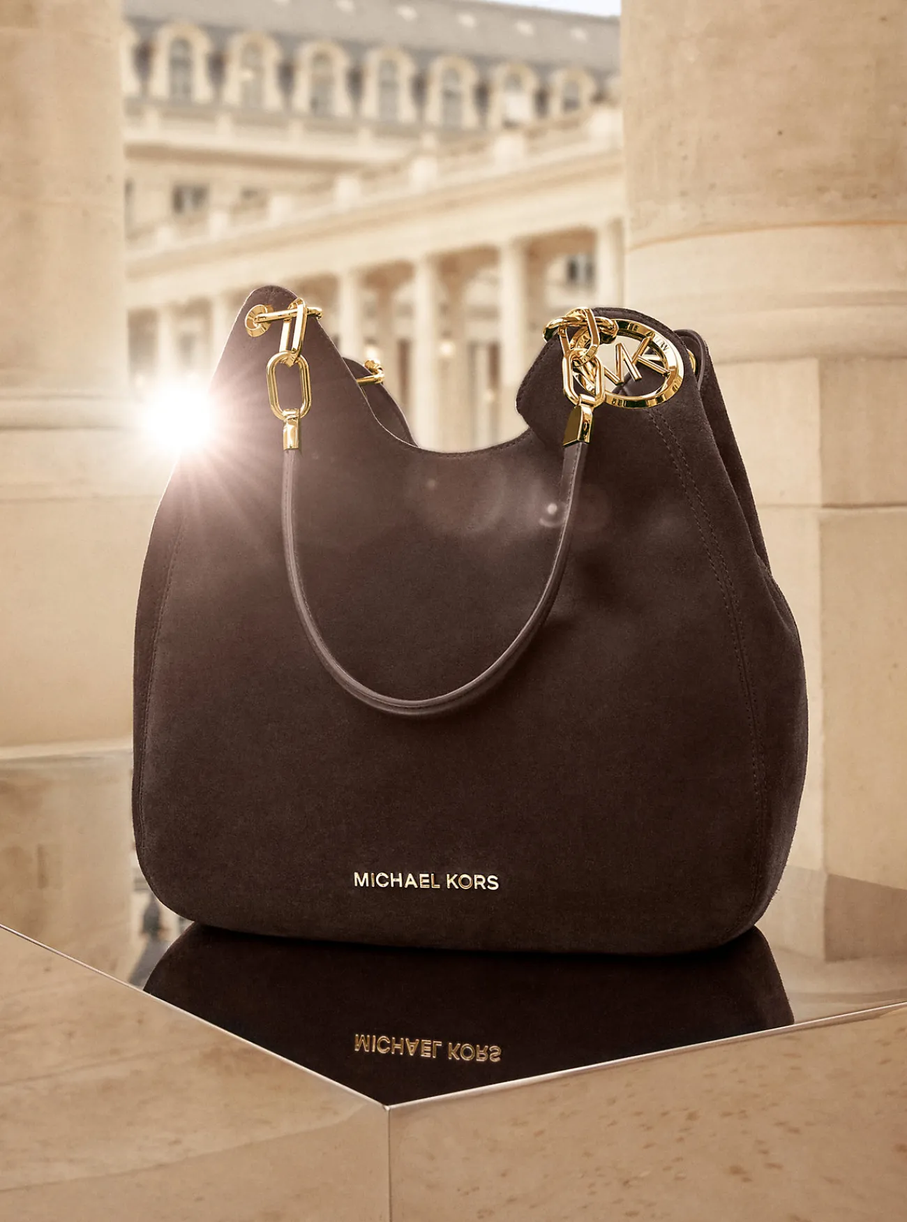 Michael Kors Schoudertas Lillie van getrommeld leer, groot ZWART Online